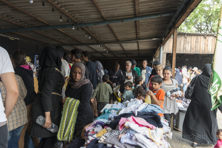 Belgrade refugees aid